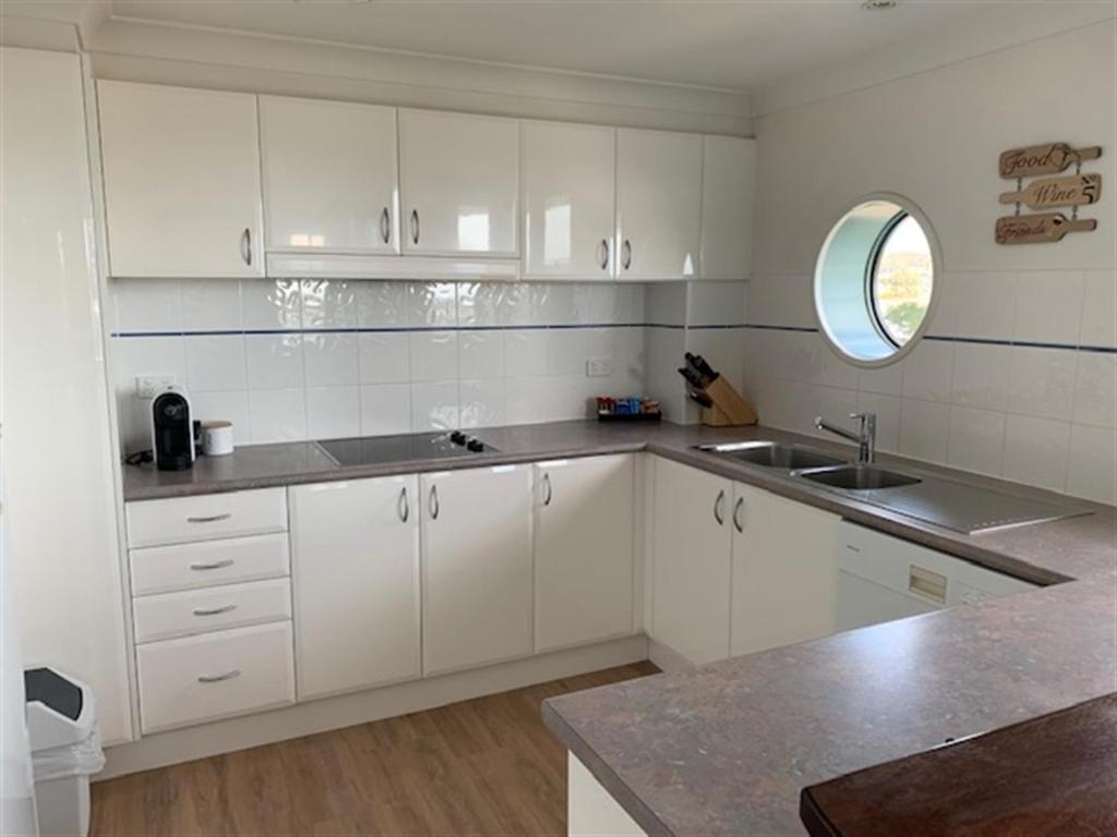 Sails Apartments Форстер Экстерьер фото